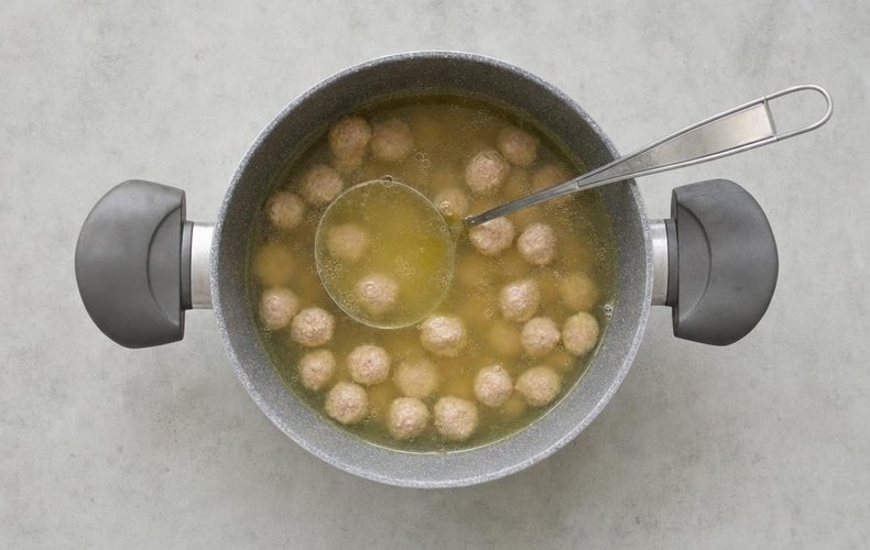 Albóndigas en caldo: paso 4
