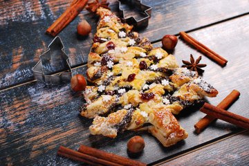 Receta Árbol de Navidad de hojaldre, mermelada y canela