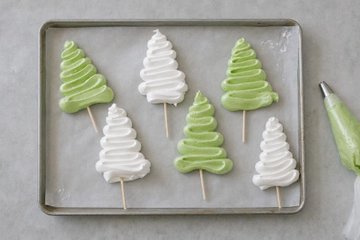 Arbolitos de merengue en palito: paso 2