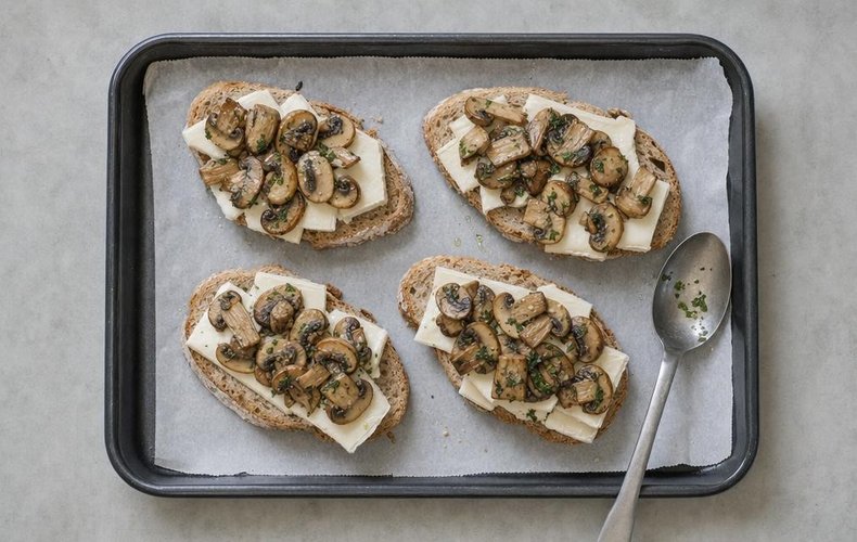 Bruschettas de queso y champiñones: paso 5