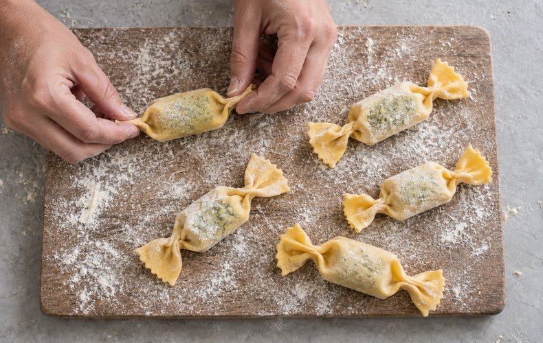 Caramelle de ricotta y espinacas: paso 5