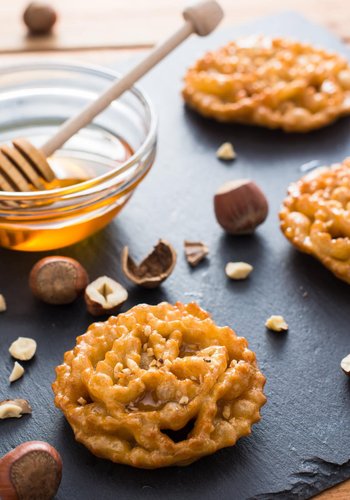 Receta Cartellate (rosas de masa frita de Apulia)