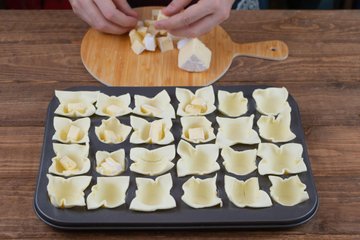 Receta de cestitas de hojaldre con cebolla caramelizada 4