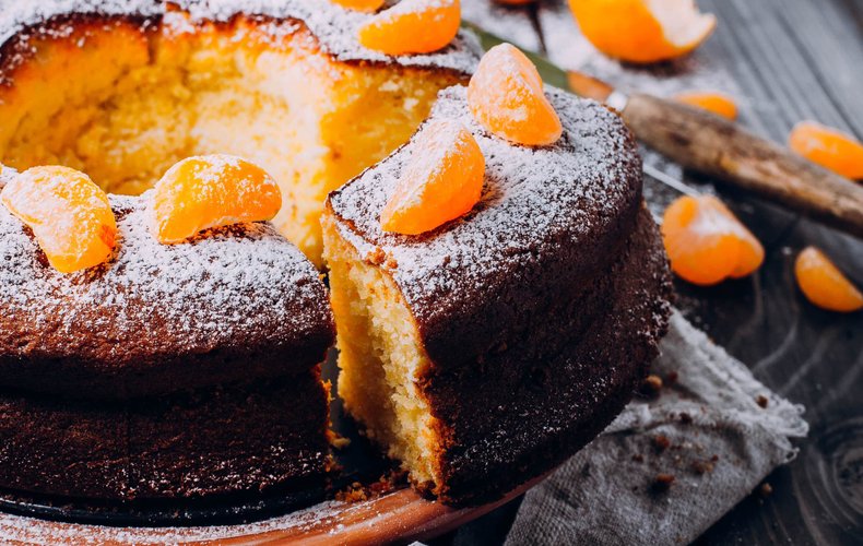 Ciambellone esponjoso de mandarinas