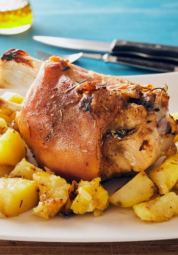 Receta Codillo de cerdo al horno con patatas
