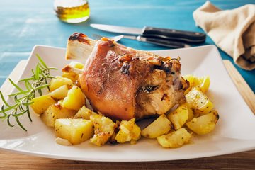 Receta Codillo de cerdo al horno con patatas