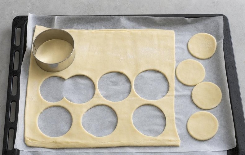 Conchas de hojaldre con salmón: paso 2