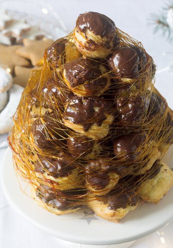 Receta Croquembouche (torre de profiteroles)
