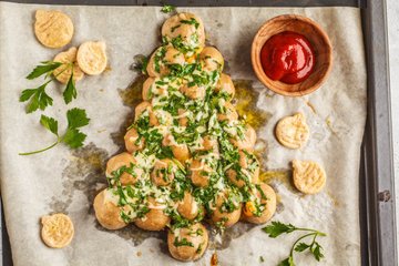 Receta Danubio salado en forma de árbol de Navidad