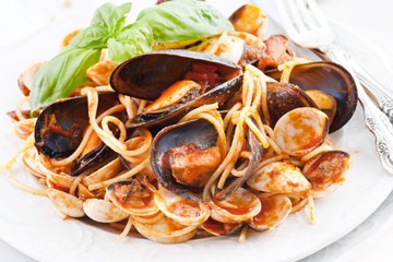 Receta Espaguetis con mejillones y almejas