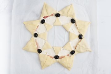 Preparación de la estrella de Navidad de hojaldre