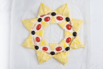 Preparación de la estrella de Navidad de hojaldre