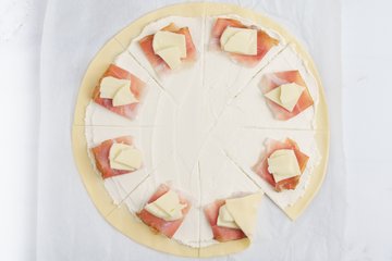 Preparación de la estrella de Navidad de hojaldre