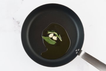 Preparación de los funghi trifolati, foto 1