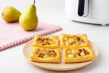 Receta Hojaldritos de pera y brie en freidora de aire