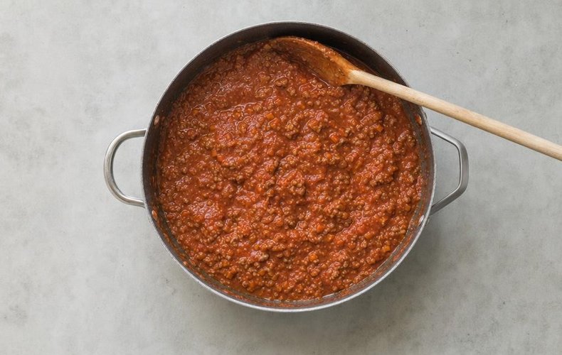 Lasaña con ragú de carne y col: paso 2