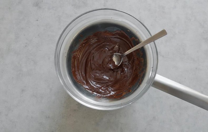 Mandarinas con chocolate: paso 2