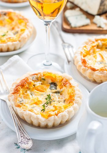 Receta Mini tartas saladas de hojaldre con calabaza y gorgonzola