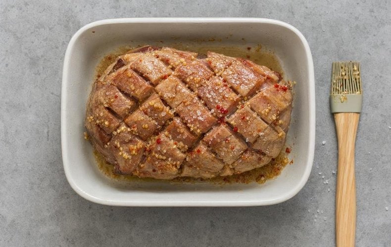 Paleta de cerdo al horno a baja temperatura: paso 3