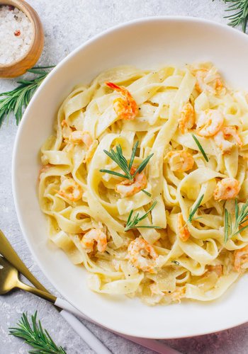 Receta Tagliatelle cremosas con nata y gambas