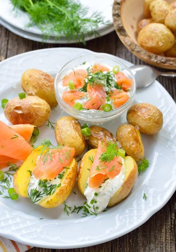 Receta Patatas rellenas de salmón