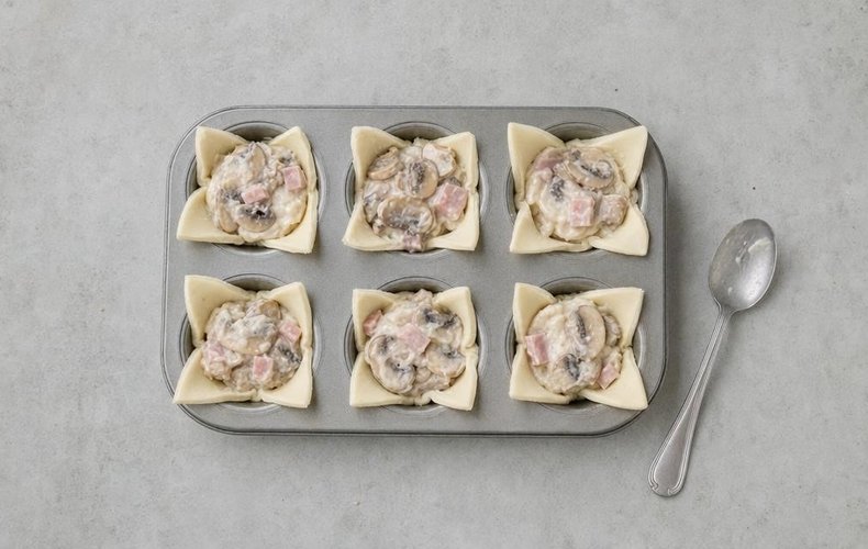 Cestitas de hojaldre con jamón cocido y champiñones: paso 4