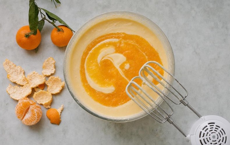 Ciambellone esponjoso de mandarinas: paso 3