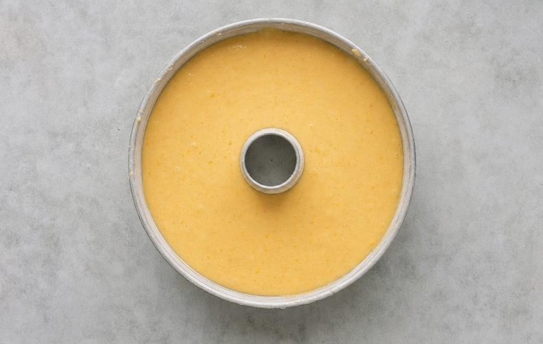 Ciambellone esponjoso de mandarinas: paso 4