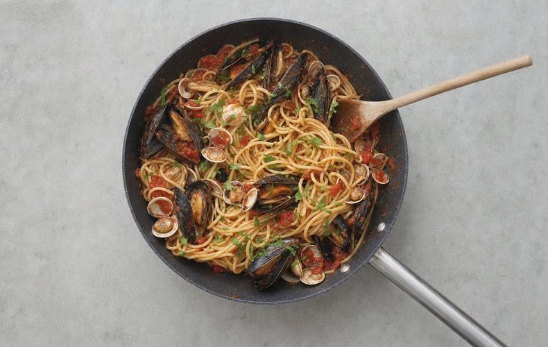 Espaguetis con mejillones y almejas: paso 3