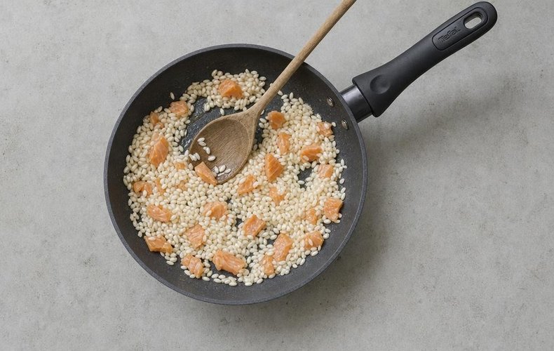 Risotto de salmón ahumado: paso 2