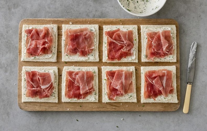 Rollitos de speck con pan de molde: paso 3