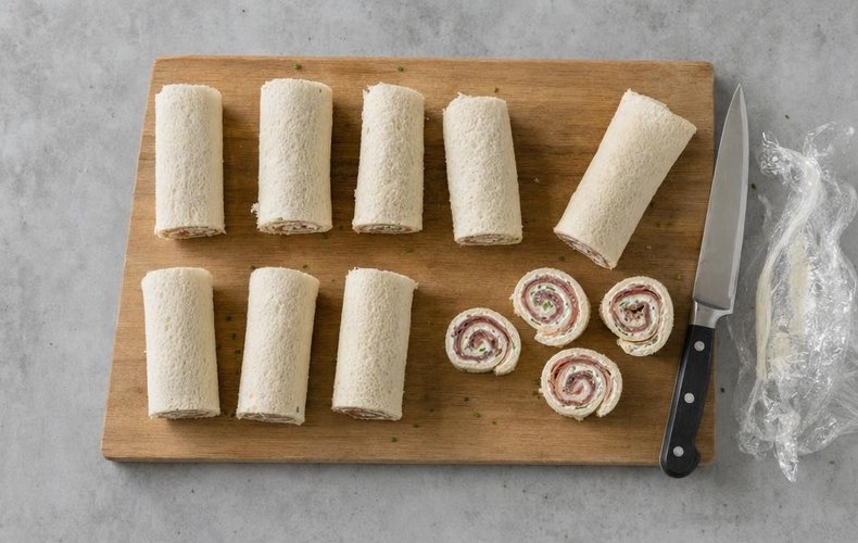 Rollitos de speck con pan de molde: paso 6