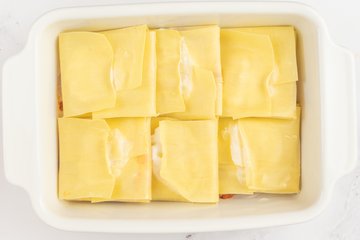 Receta de saquitos de lasaña al horno: preparación 17
