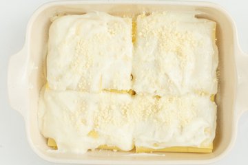 Preparación de los saquitos de lasaña con ricotta y espinacas 17