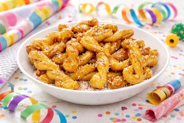 Receta Acciuleddi (trenzas sardas fritas con miel): la receta original