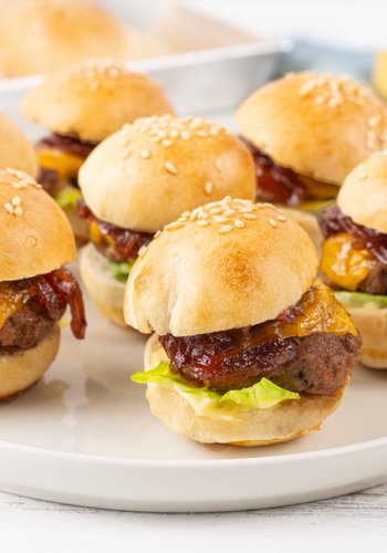 Receta Minihamburguesas con cebolla caramelizada