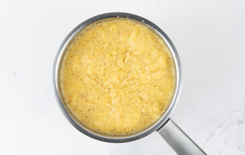 Receta de minipandoros de polenta: preparación 1