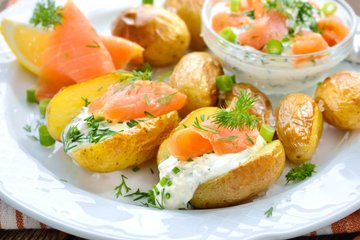 Receta Patatas rellenas de salmón