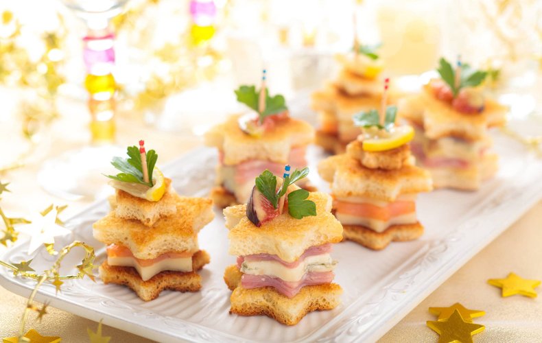 Receta de las tostas estrella de Navidad