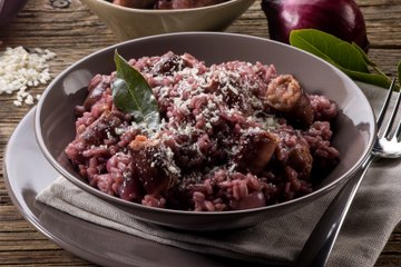Receta Risotto al vino tinto con salchicha