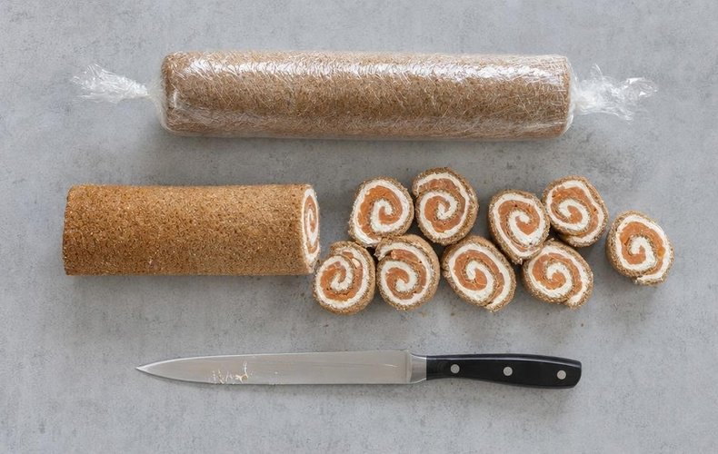 Preparación de los rollitos de salmón y queso: paso 2
