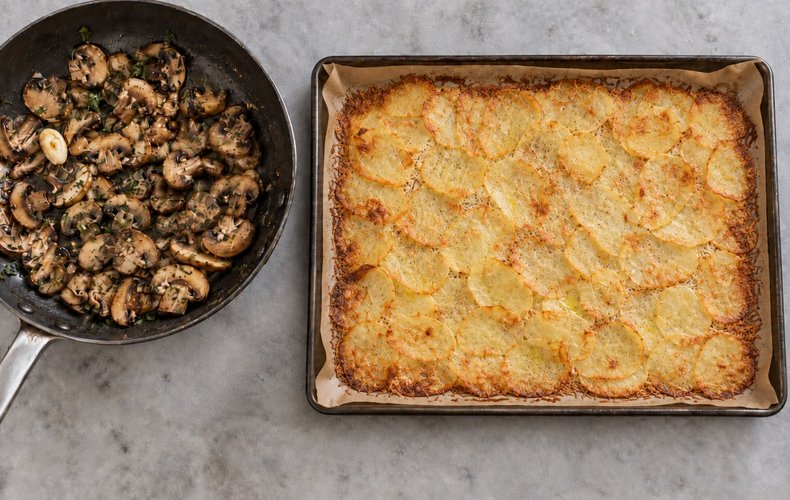 Rollo de patata, champiñones y scamorza: paso 5