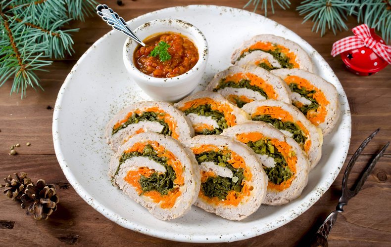 Receta de rollo de pollo con zanahorias y espinacas