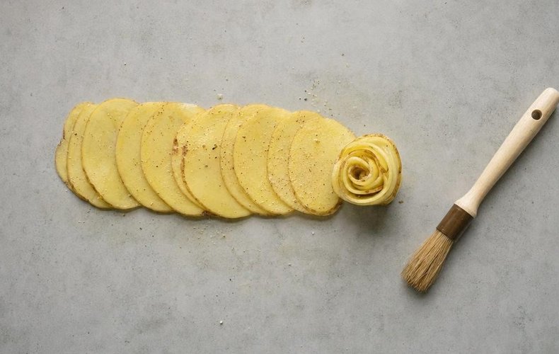Rosas de patata y bacon al horno: paso 3