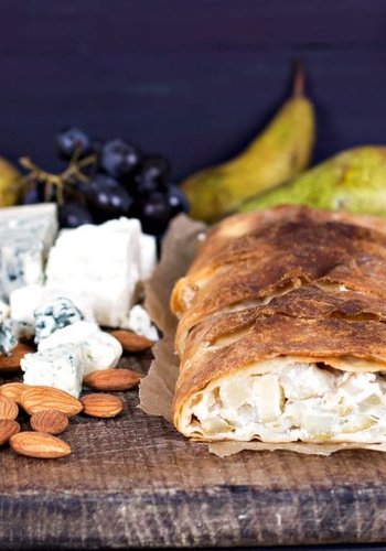 Receta Strudel salado de gorgonzola y pera