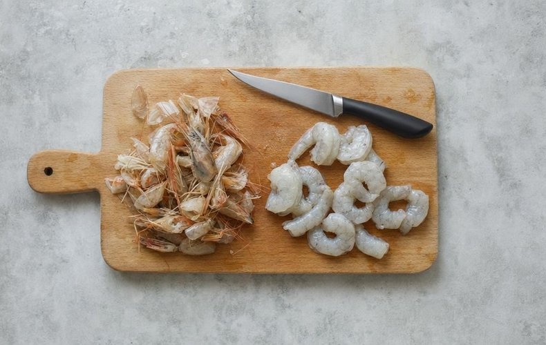 Tagliatelle cremosas con nata y gambas: paso 1