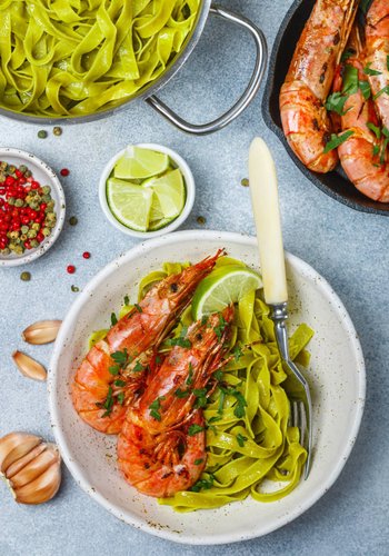 Receta Tagliatelle verdes con gambas