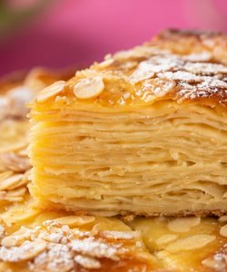 Receta Tarta de mil capas de manzana y almendras