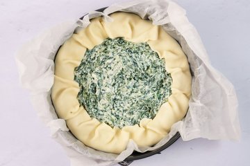 Preparación de la tarta salada de ricotta y espinacas, foto 9