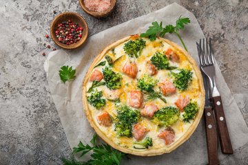 Receta Tarta salada de salmón, brócoli y espinacas